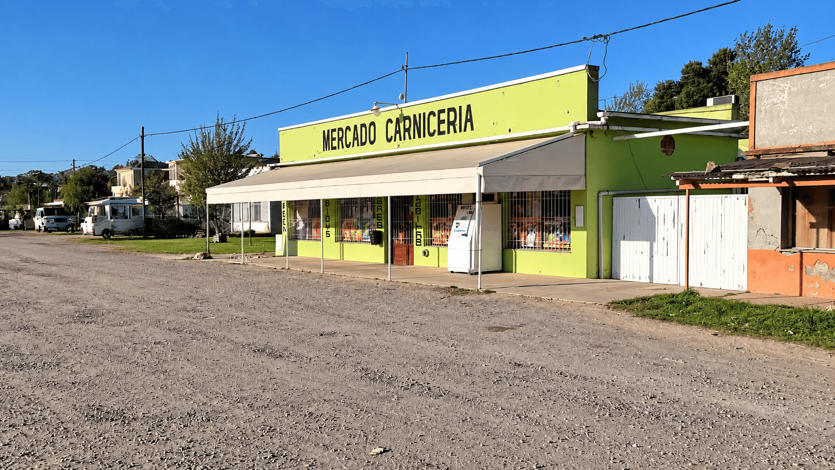 VENTA LOCAL LAS ARMAS — foto 1