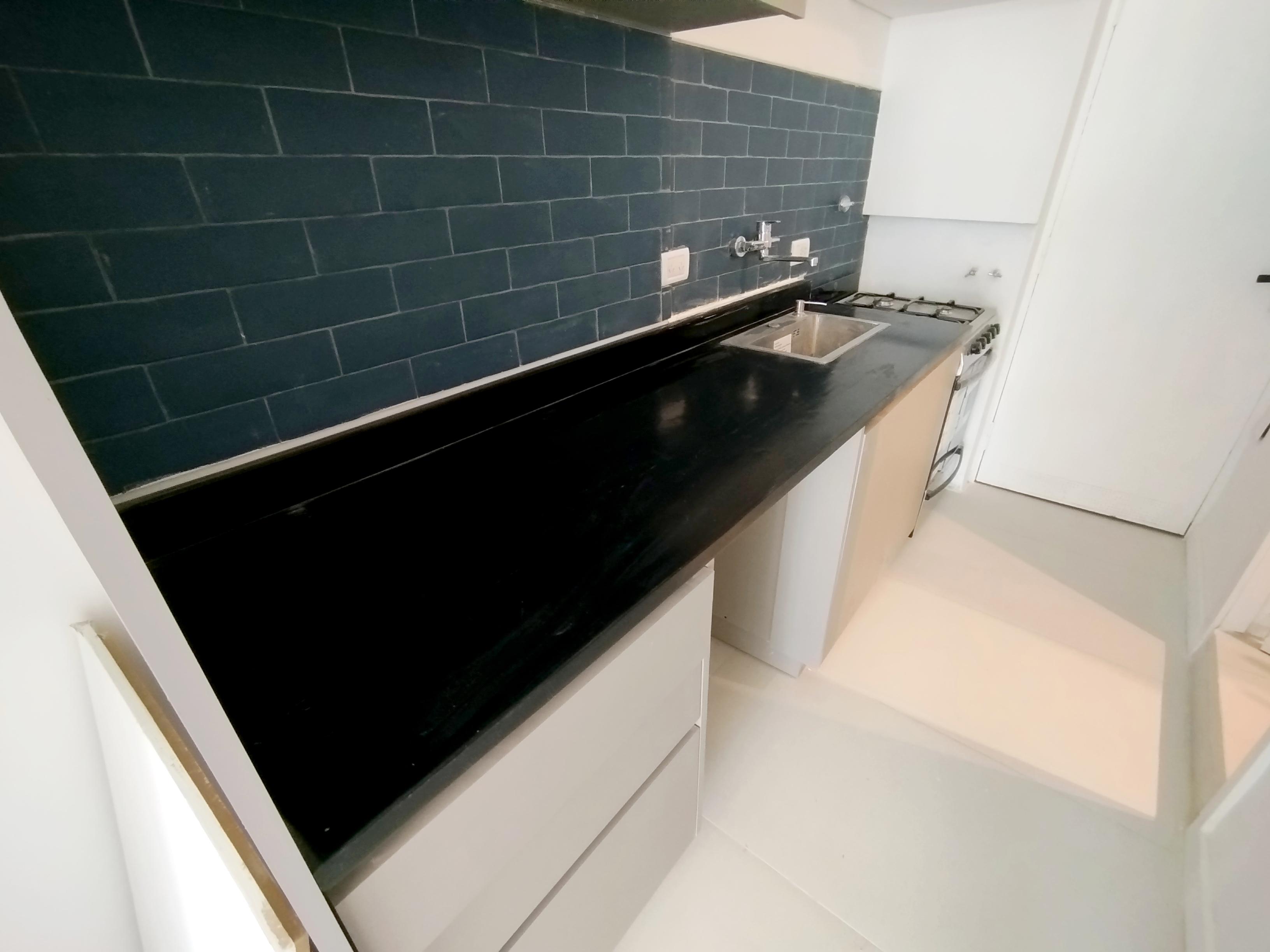 VENTA MONOAMBIENTE MAR DEL PLATA ALDREY RECICLADO A NUEVO — foto 1