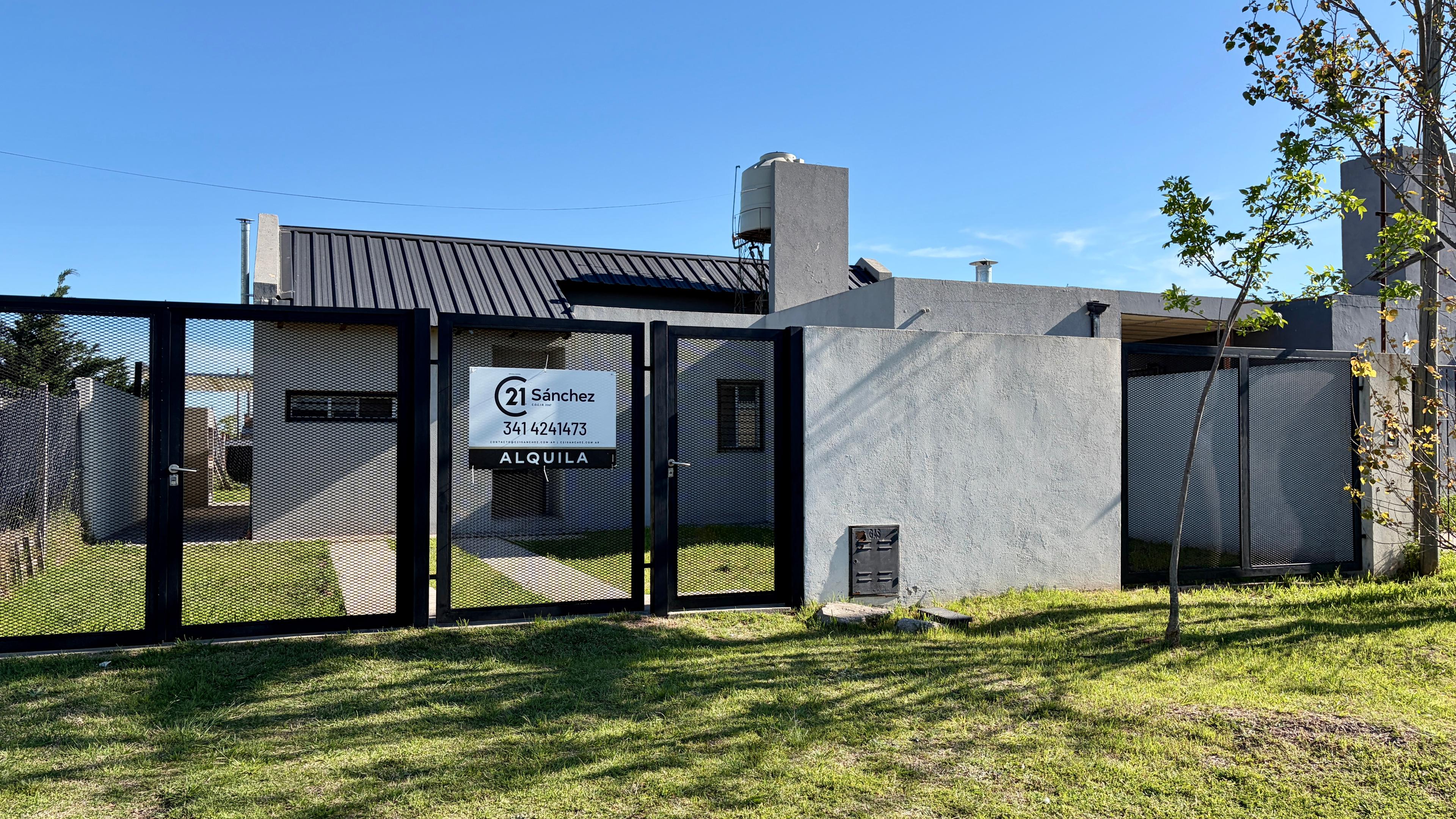 ALQUILER- CASA DOS DOMITORIOS- TIERRA DE SUEÑOS 3- ROLDAN — foto 1