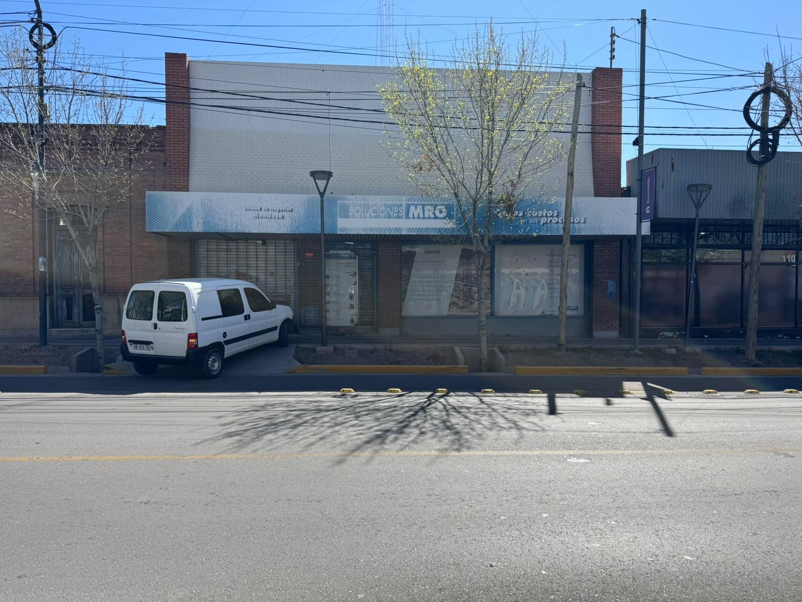 Local Comercial mas 3 lotes en venta en Guaymallén — foto 1