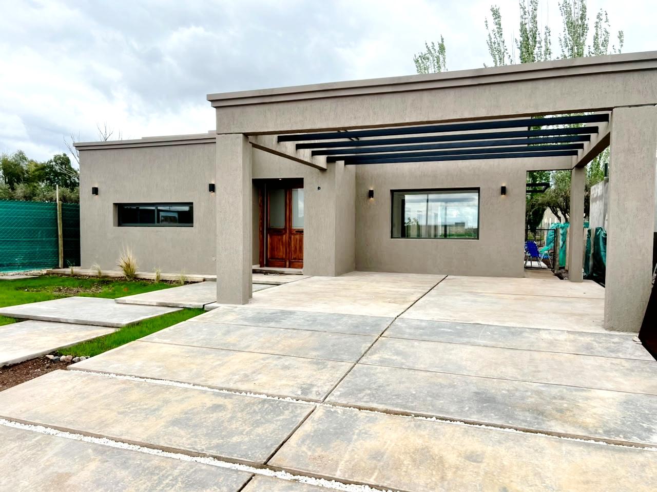 Casa 4 ambientes en Barrio Privado en venta en Maipu — foto 1